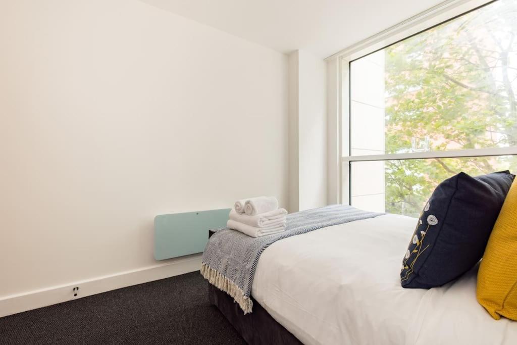 Convenient - Excel London - O2- 3 Bedroom Apartment Buitenkant foto